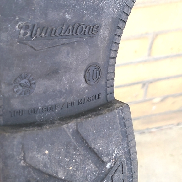 Men's Blundstones - Picture 10 of 12